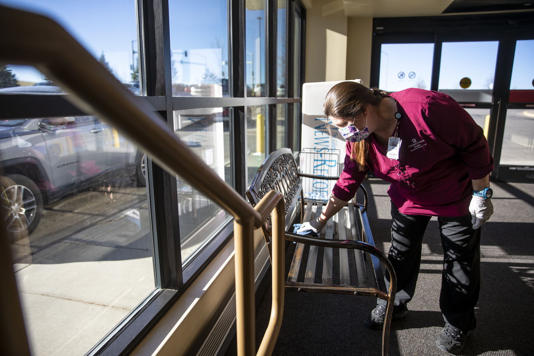 Hospital deals with impatient waves